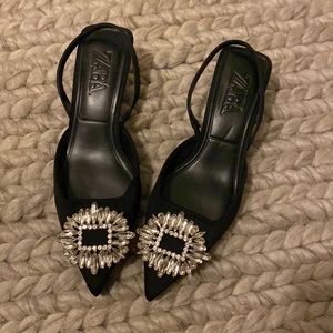 ZARA RHINESTONE KITTEN HEELS SZ 37